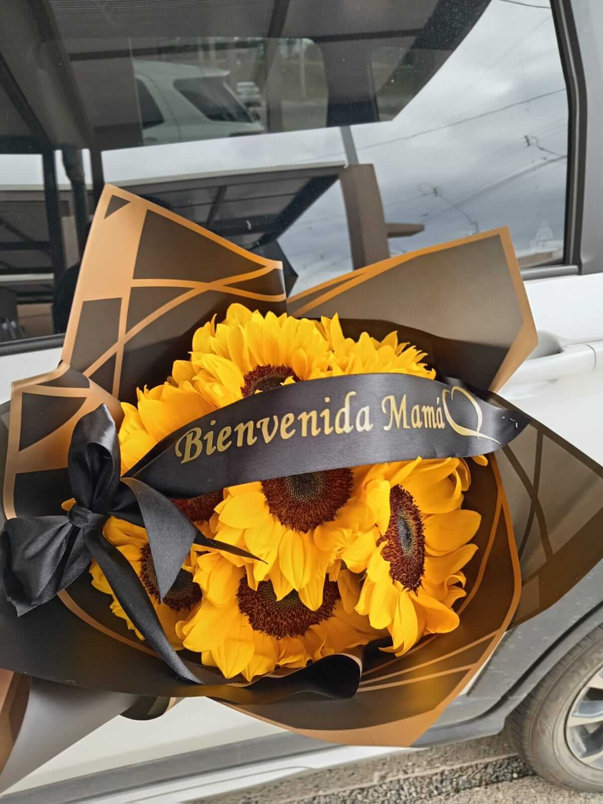 Bouquet 24 Girasoles mas mensaje