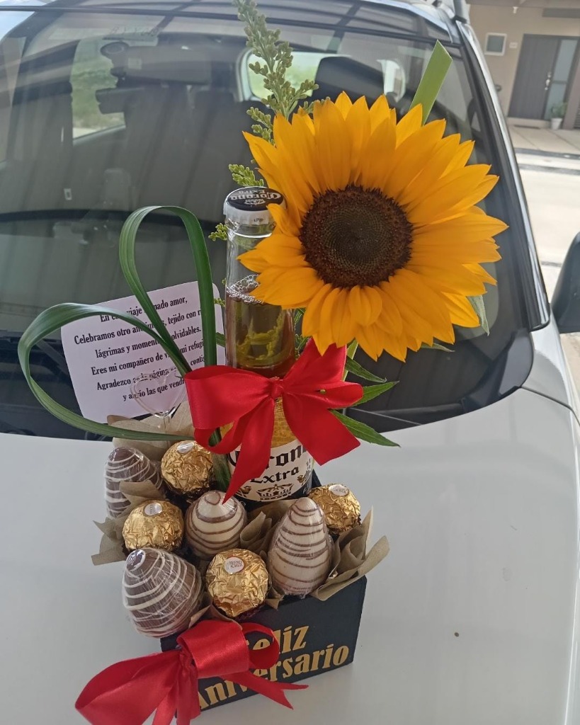 Caja de Aniversario Corona & Girasol