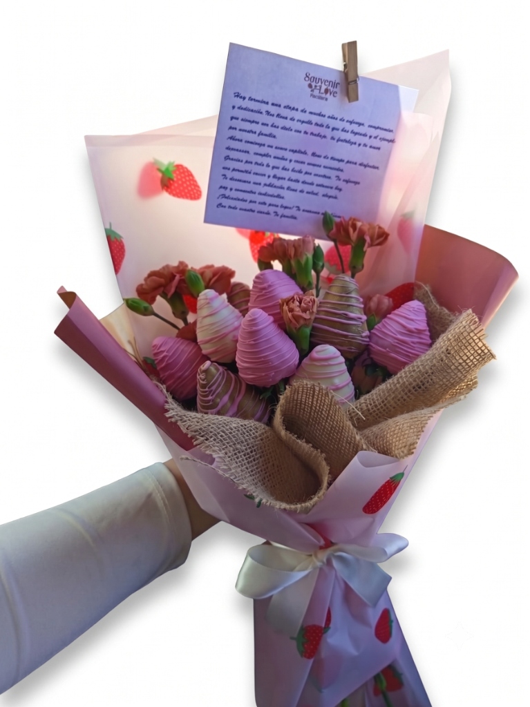 Cono de Fresas & Mini Claveles (10 unidades)