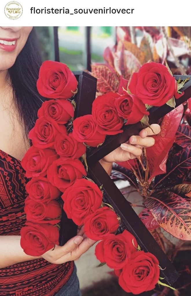 Letra Personalizada Rosas Rojas